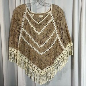O'Neill Women's Rayla Light Weight Fringe Poncho